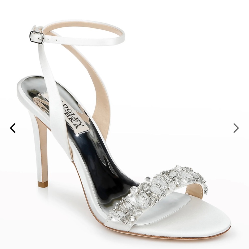 NWT never worn Badgley Mischka Taryn satin jeweled heel